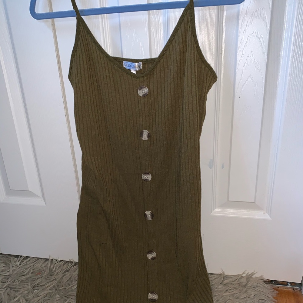 Green body on dress with buttons down the front